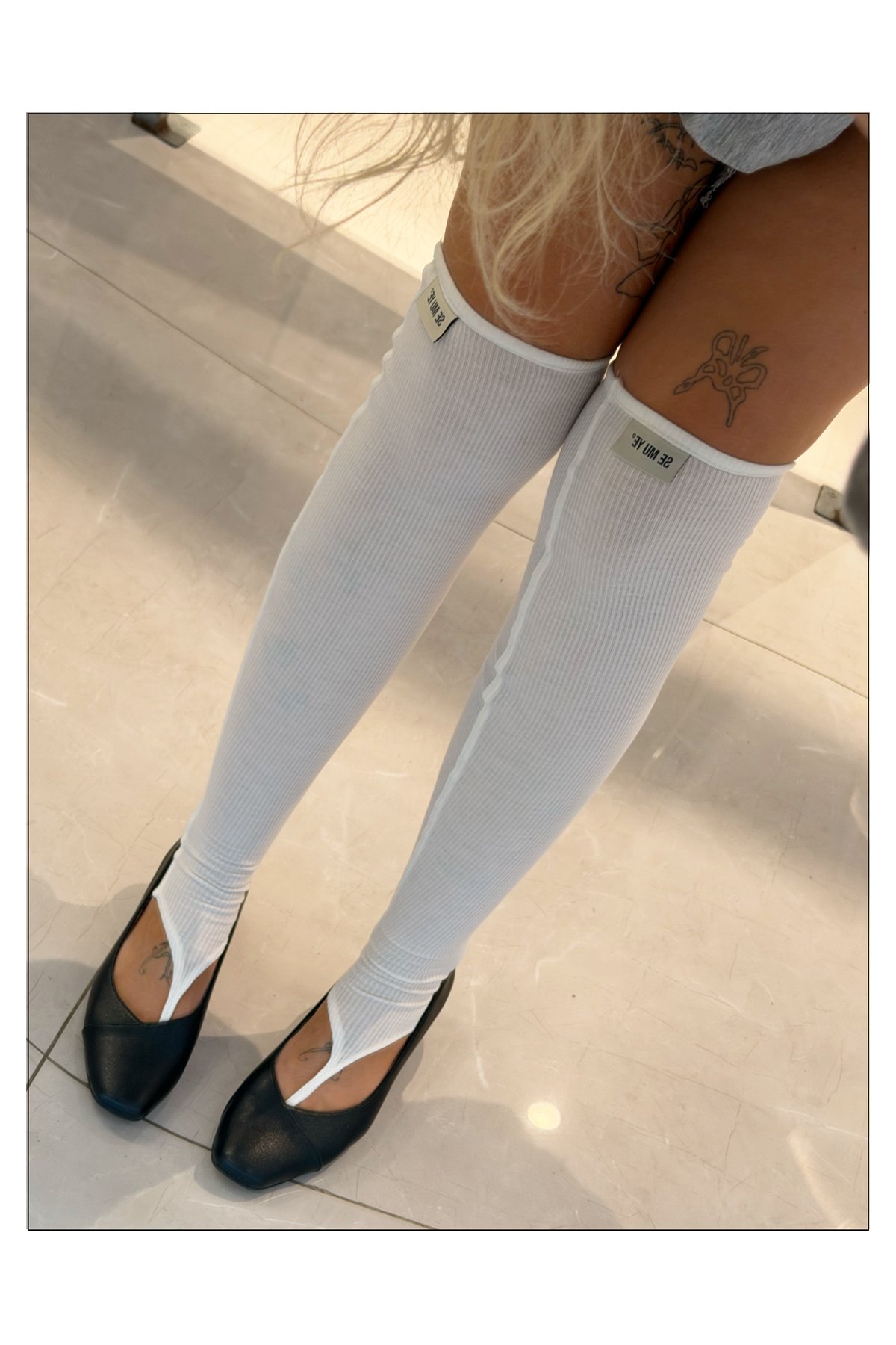 Knee high sock
