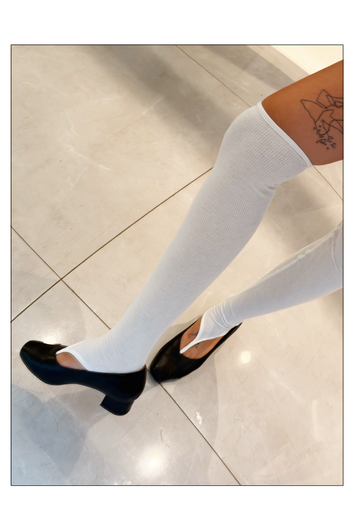 Knee high sock